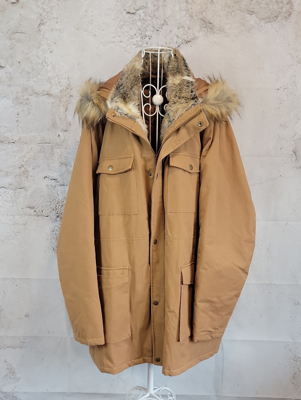 Fabulous Furs Parka Jacket Donna Salyers Tan with Faux Fur Trim Womens Size 4X